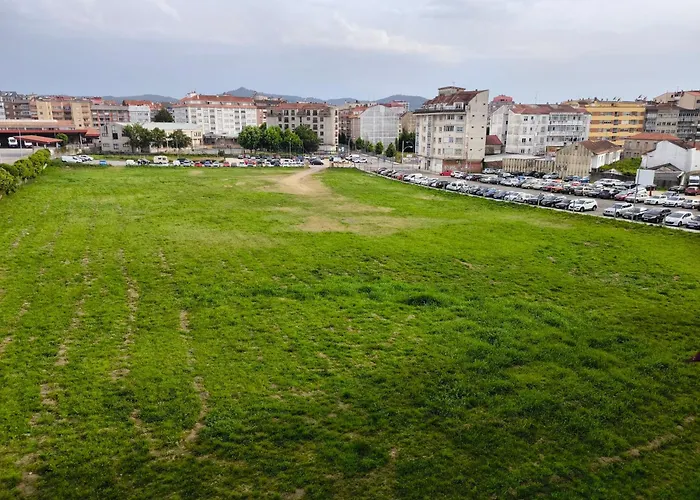 Piso Pampullo, A 100 M De La Playa, Y Dos Plazas De Garage